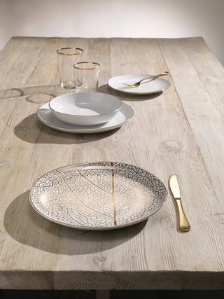 Weissestal 18-teiliges Speiseservice aus weißem Onix-Porzellan von Salvatore Izzo