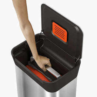 Joseph&Joseph Compattatore per Rifiuti Titan 30L in Acciaio Inox