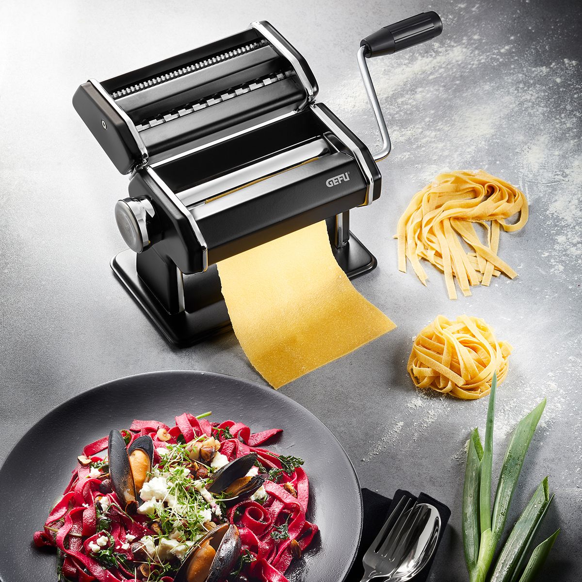 GEFU Pastamachine Pasta Perfetta Nero - - Voor 23.59u, morgen GEFU Pastamachine Pasta Perfetta Nero - - Voor 23.59u, morgen