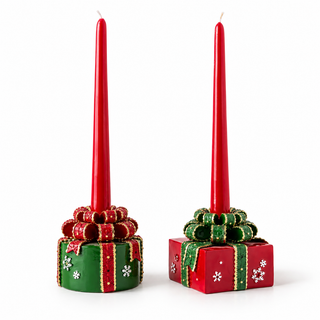Lenas Blumen vor der Tür mit Kuhglocken und Weihnachtsdekoration