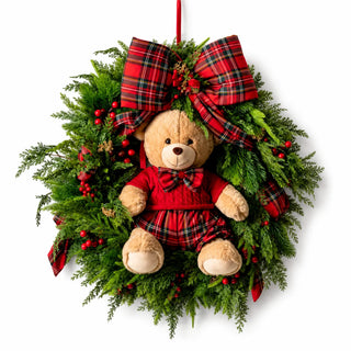 Lenas Blumen vor der Tür mit Kuhglocken und Weihnachtsdekoration