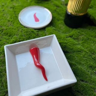 Amagè Quadro con Corno Rosso in Ceramica 19x19 cm