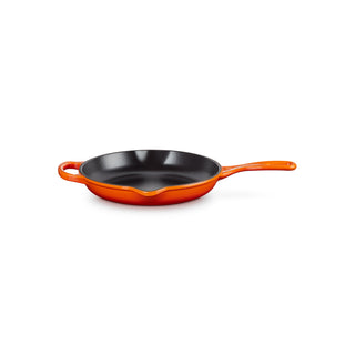 Le Creuset Evolution Double Spout Frying Pan in Vitrified Cast Iron D23 cm Orange