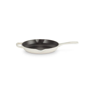 Le Creuset Evolution Double Spout Frying Pan in Glazed Cast Iron D23 cm Meringue