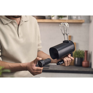 Zwilling Xtend Cordless Hand Mixer Starter Set Black