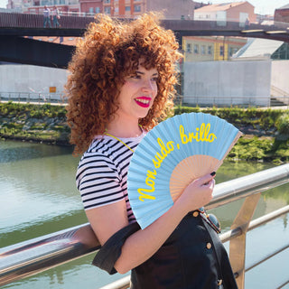 Fisura Yo No Sudo Brillo Glow-in-the-Dark Wooden Fan