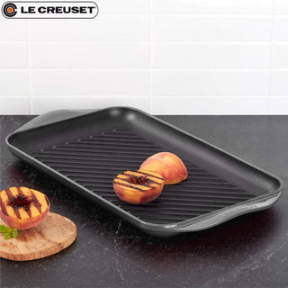 Le Creuset Tradition Rectangular Grill in Vitrified Cast Iron 32x22 cm Black