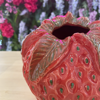 EDG Enzo De Gasperi Strawberry Chakra Vase with Leaves H21 cm