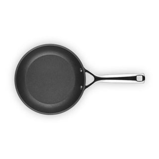 Le Creuset Low Frying Pan in Non-Stick Aluminum 28 cm