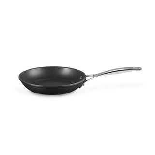 Le Creuset Low Frying Pan in Non-Stick Aluminum 28 cm