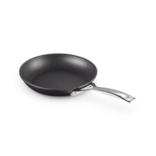 Le Creuset Low Frying Pan in Non-Stick Aluminum 24 cm