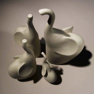 Lineasette Elephant Sculpture in Milk Stoneware H26 cm