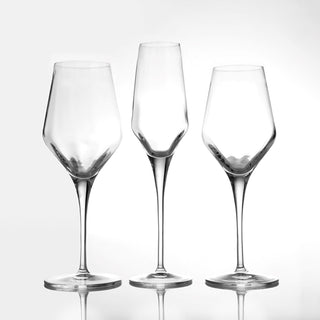 Juego Feeling de 18 piezas de vino, agua y flauta óptica Contessa en vidrio cristalino