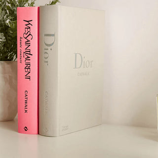 Thames & Hudson Libro Dior Catwalk